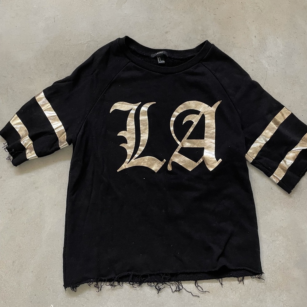 LA sweater tee